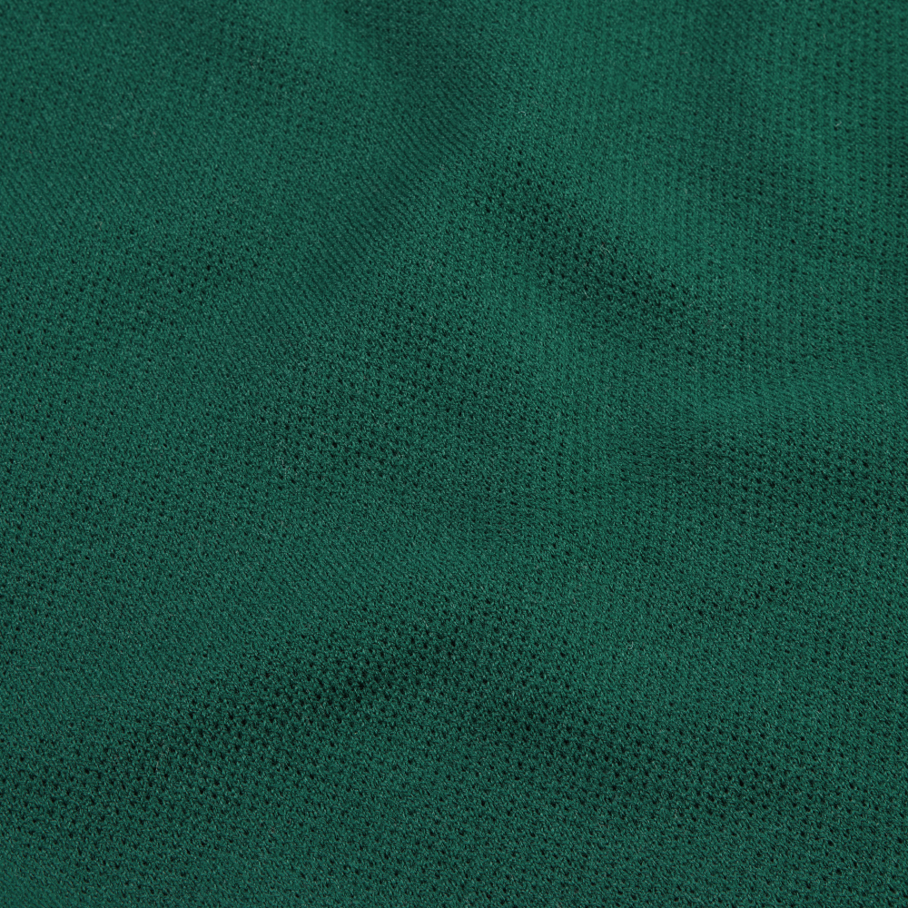 TKCS - Lightweight Rug_Bottle Green with dark green binding_TKCS-56-BOT_Detail - Close up of label & Material.webp