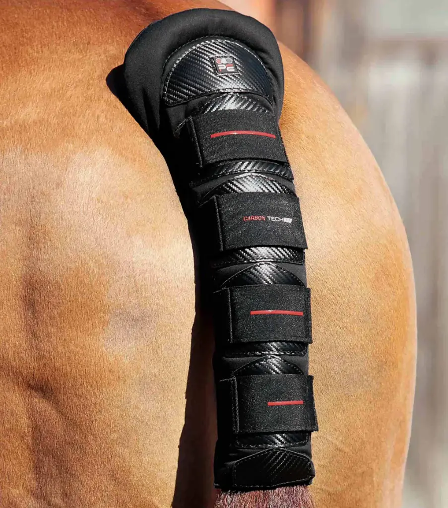 PE Carbon tech anti slip tail guard black