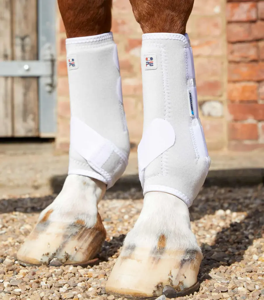 PE Air Tech Sports Medicine Boots white 